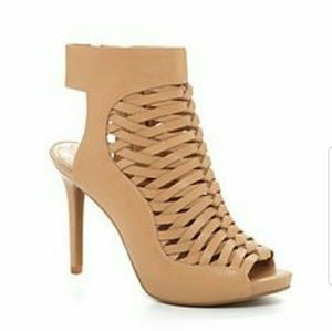 Gianni Bini open toe heels